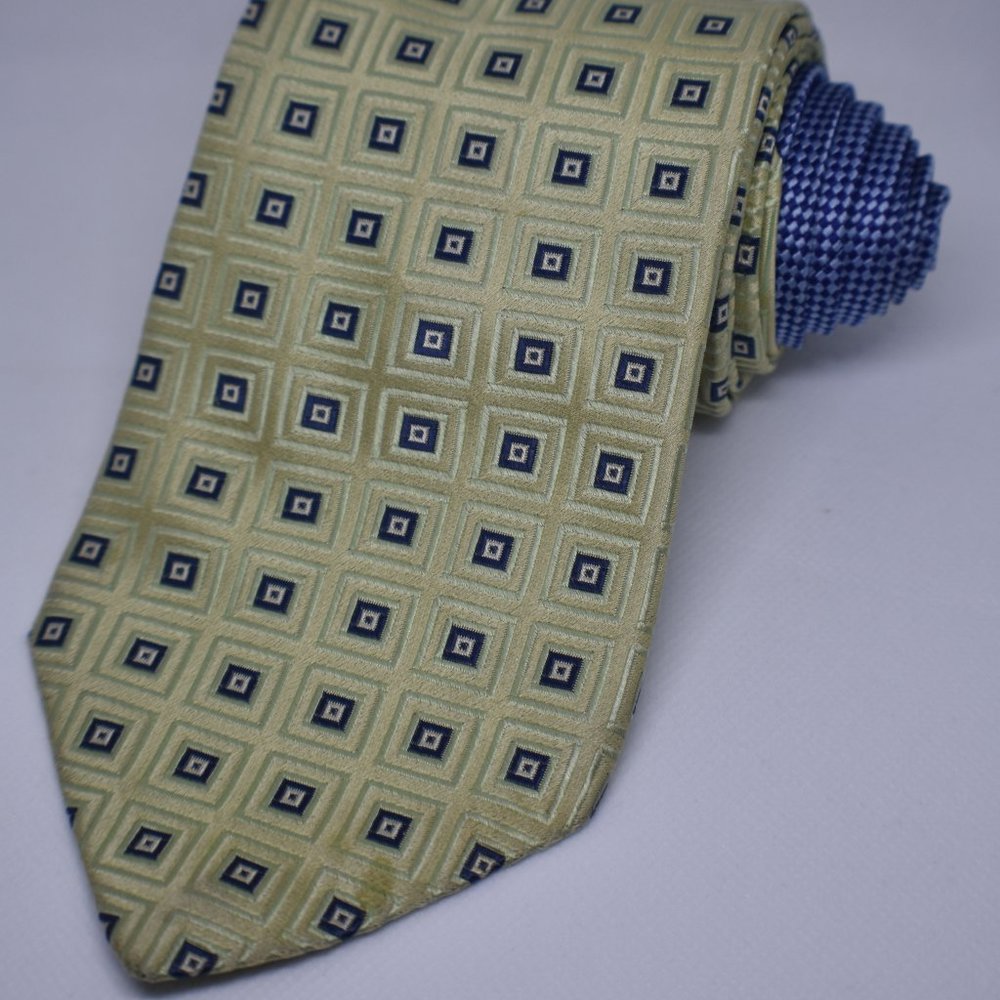 Tommy Hilfiger Men's Silk Necktie NWOT